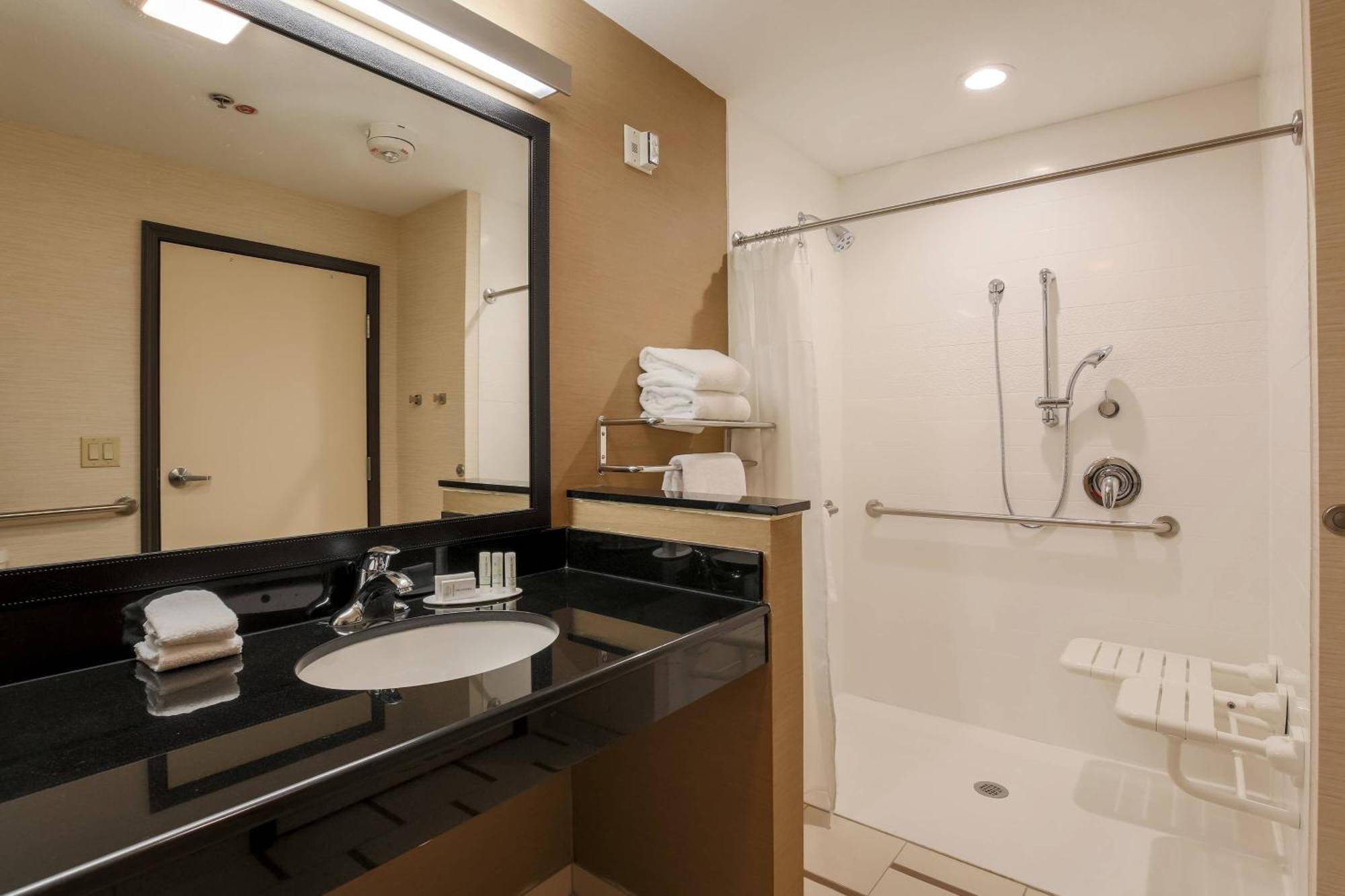 Fairfield Inn & Suites By Marriott Cuero Dış mekan fotoğraf